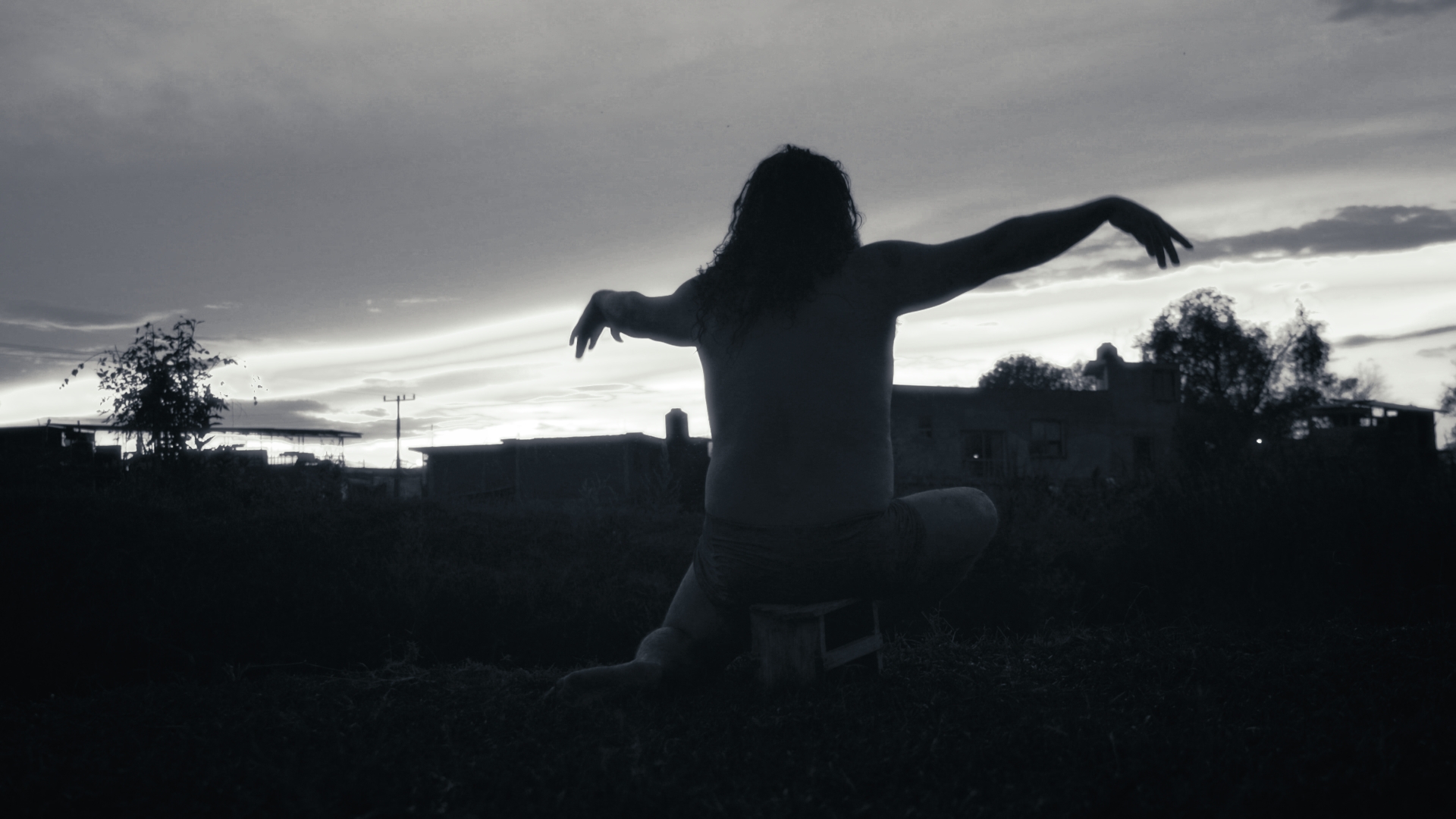 Still frame del CRISÁLIDA DE LATA